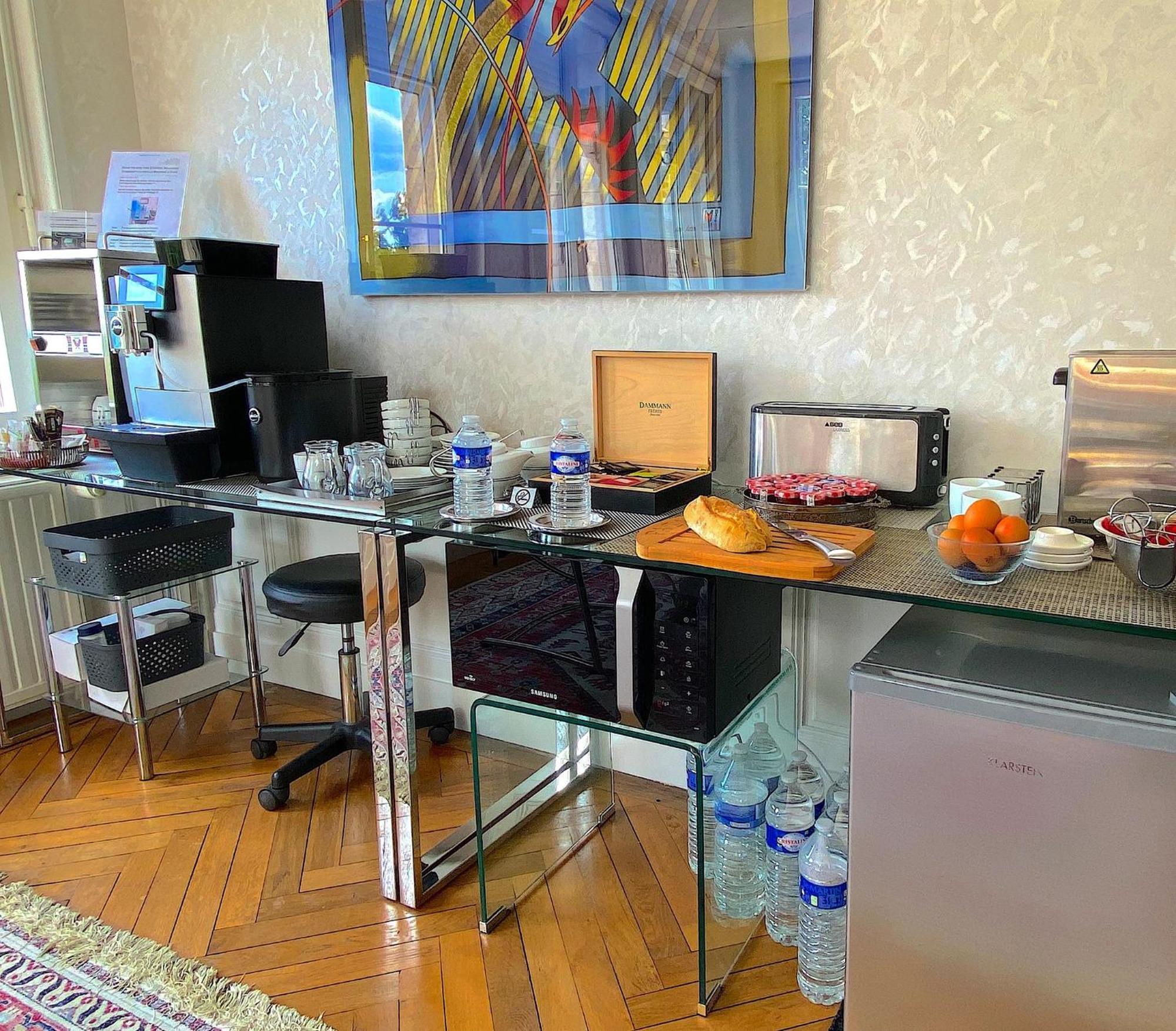 Chateau De Bellevue B&B Et Appartements Avec Piscine Saisonal Chauffee Et Chambres Partout Climatisees Saint-Avit  部屋 写真